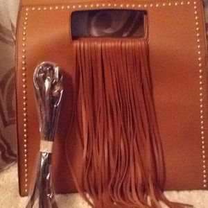 💥🔥🔥NWT Brown Handbag with studs & Fringe